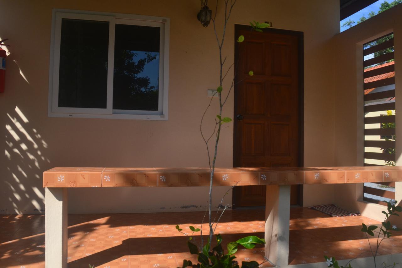 Happy Ville 1 Takuapa Exterior photo